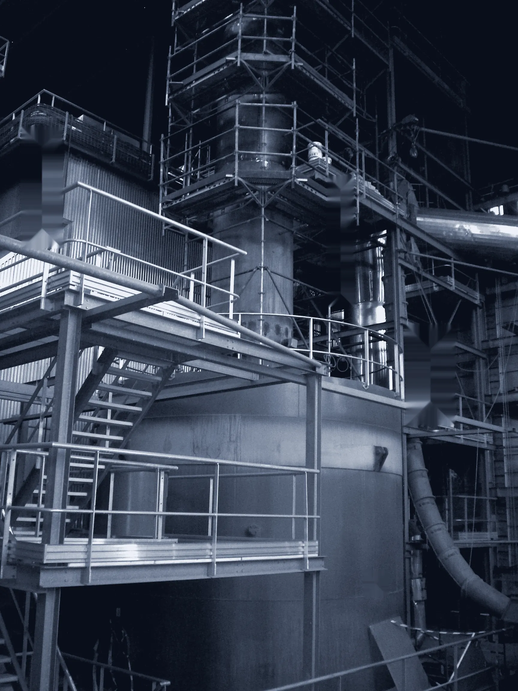 Boiler and flue gas treatment in a waste-to-energy plant